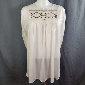 Sweet Magnolia‎ Pleated Front Embroidered Blouse